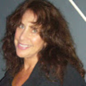 Meet your Posher, Iris